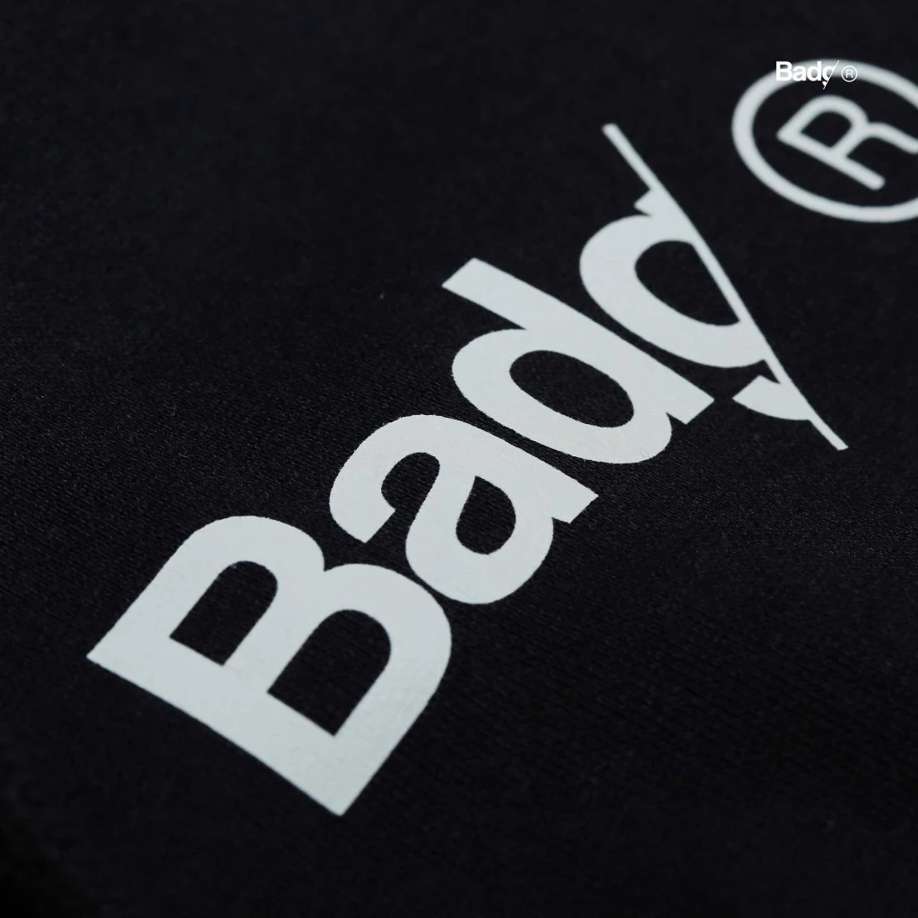Sweater Pullover Hoodie BADG LOG Black - Image 2